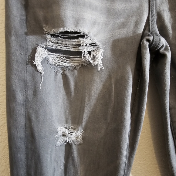 American Eagle Jegging Distressed Gray Women's Jeans - Picture 5 of 9